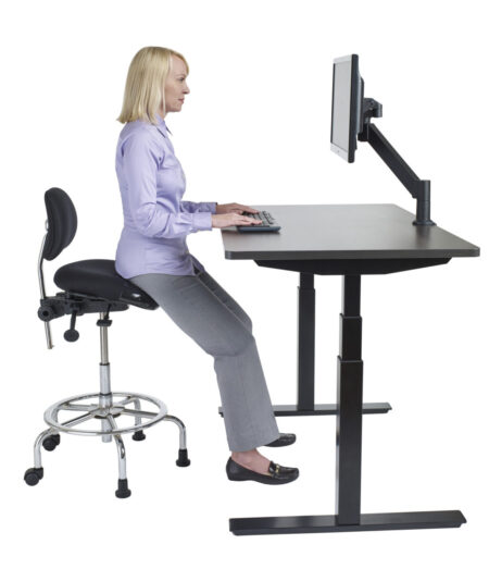 upCentric_StandingPerchPosture_3in1SitStand_1806x2100_300_RGB